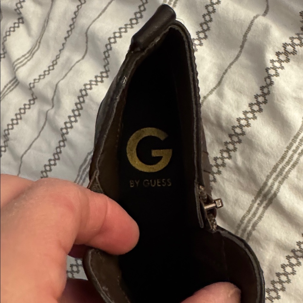 Guess Boots - Picture 4 of 7